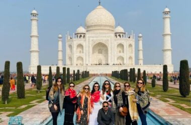 Raj Tour & Travel Agra