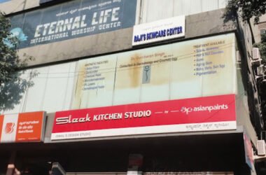 Rajis Skin Care & Pharma Centre in Bengaluru
