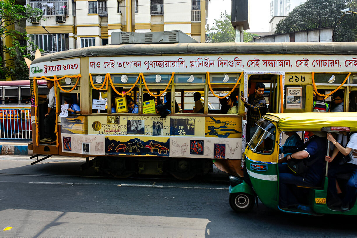 Top girls hostel in Maniktala Kolkata
