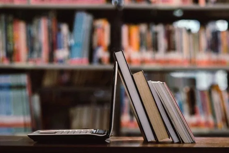 Book-Store-19